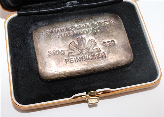 Commerzbank Int. S. A. Luxembourg 250 gram silver bar, .999 purity